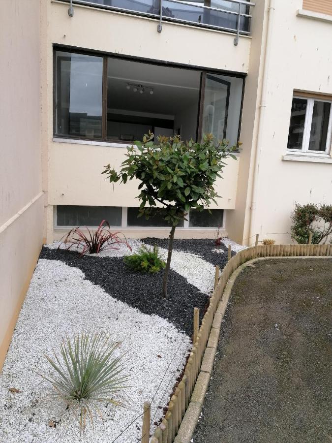 Les Marines Lägenhet Courseulles-sur-Mer Exteriör bild
